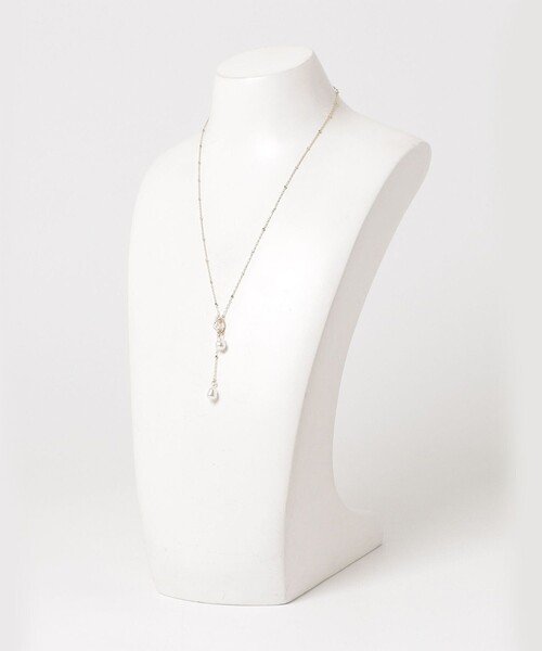 fredy emue（フレディエミュ）の「二段パールYネックレス（ネックレス・レディース・シルバー/ゴールド・FREE）」の10枚目の写真