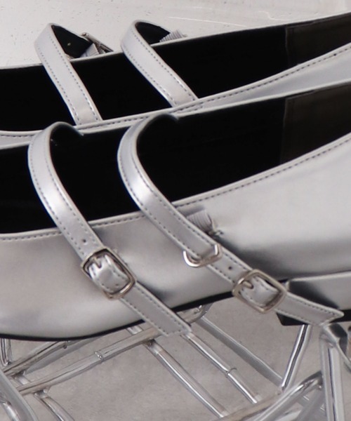 archives（アルシーヴ）の「２ストラップパンプス（パンプス・レディース・シルバーグレー/ブラック・MEDIUM/LARGE）」の6枚目の写真