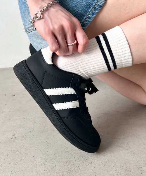 wears（ウェアーズ）の「６色展開 配色カジュアルダブルラインスニーカー（スニーカー・レディース・ホワイト/ライトグレー/ピンク/ブラウン/ブラック/ブルー・23.5cm/24.5cm）」の18枚目の写真