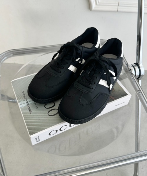 wears（ウェアーズ）の「６色展開 配色カジュアルダブルラインスニーカー（スニーカー・レディース・ホワイト/ライトグレー/ピンク/ブラウン/ブラック/ブルー・23.5cm/24.5cm）」の17枚目の写真