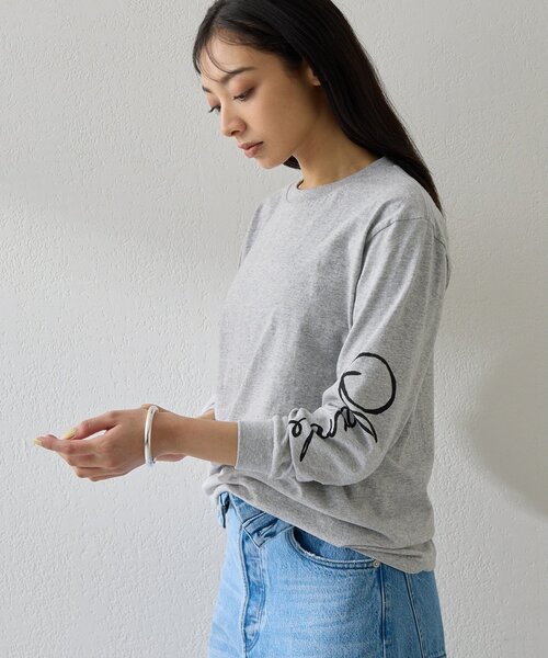 Whim Gazette(ウィムガゼット)の「スリーブロゴロングTシャツ(Tシャツ/カットソー・レディース・オフホワイト/ライトグレー・FREE)」の19枚目の写真