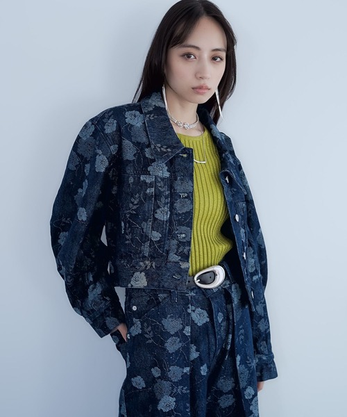 HARE（ハレ）の「フラワーガラデニムジャケット(HARE)（デニムジャケット・レディース・ブラック/ブルー・FREE）」の2枚目の写真