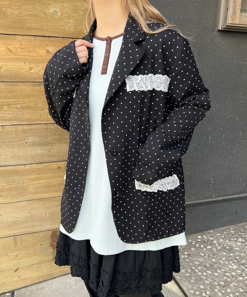 WC（ダブル シー）の「レースポイントオーバージャケット（テーラードジャケット・レディース・グレー/ブラック・FREE）」の11枚目の写真