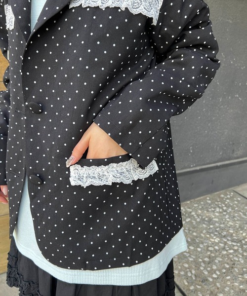 WC（ダブル シー）の「レースポイントオーバージャケット（テーラードジャケット・レディース・グレー/ブラック・FREE）」の12枚目の写真