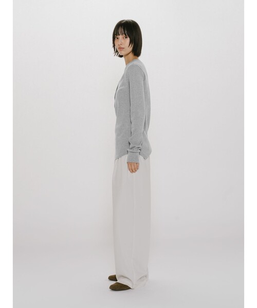 MIDIUMISOLID(ミディウミソリッド)の「MIDIUMISOLID for Ladies リブヘンリーネックプルオーバー(Tシャツ/カットソー・レディース・ブラック/ライトグレー/キナリ・FREE)」の14枚目の写真