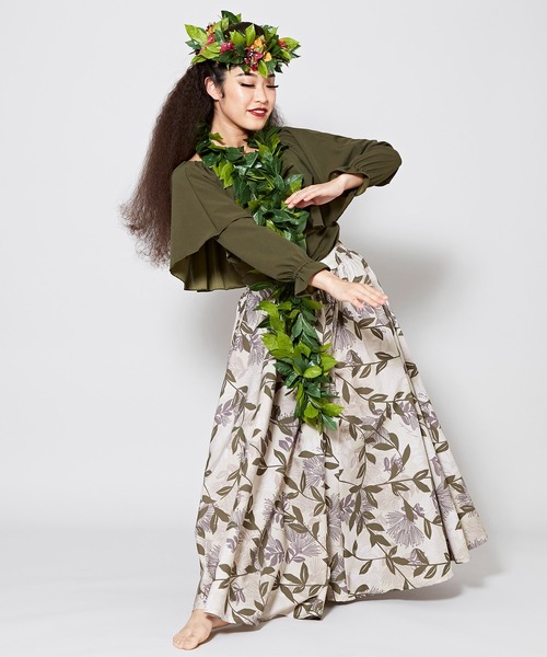 Maunaloa(マウナロア)の「【Maunaloa】ワイドフリルシャーリングブラウス 長袖(シャツ/ブラウス・レディース・カーキ/ブラック/ブルー/ダークブラウン/ホワイト・L/M/S/XS)」の20枚目の写真