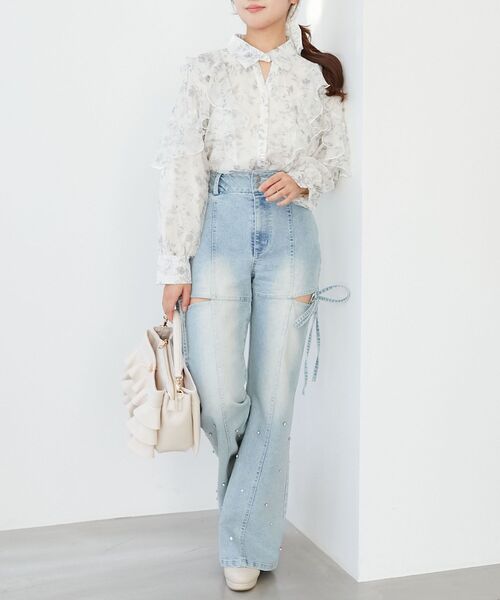 MAJESTIC LEGON（マジェスティックレゴン）の「襟付きエアリーフリルブラウス（シャツ/ブラウス・レディース・グレー系その他/ピンク/ベージュ系その他2/アイボリー・MEDIUM）」の6枚目の写真