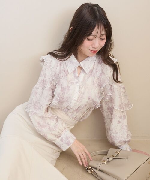 MAJESTIC LEGON（マジェスティックレゴン）の「襟付きエアリーフリルブラウス（シャツ/ブラウス・レディース・グレー系その他/ピンク/ベージュ系その他2/アイボリー・MEDIUM）」の15枚目の写真