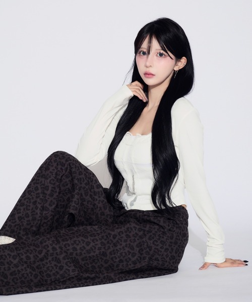 tinkerend(ティンカーエンド)の「Cross Whisper Lace Top / クロスウィスパーレーストップ(Tシャツ/カットソー・レディース・ブラック/ホワイト・FREE)」の21枚目の写真