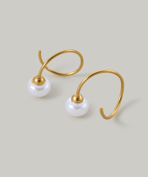Jolie Toujours(ジョリトゥジュール)の「【汗や水に強い】〈ステンレス〉淡水パールダブルサークルピアス(ピアス(両耳用)・レディース・ゴールド/シルバー・FREE)」の6枚目の写真