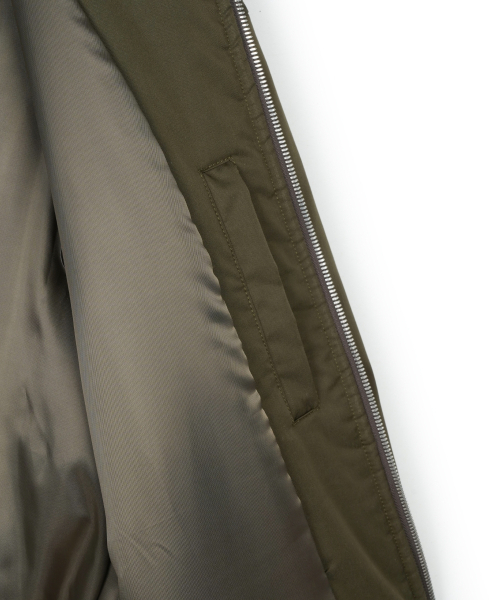 IDWS(アイドンワナセル)の「Circle Shirring Logo Ma-1 Khaki(ブルゾン・レディース・その他・0/2/1)」の7枚目の写真