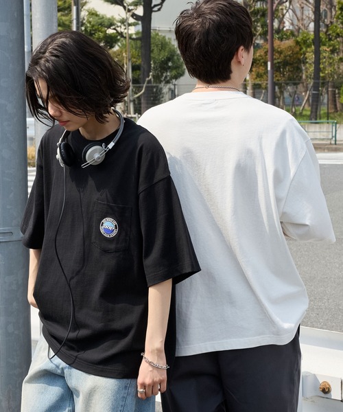 ddp(ディーディーピー)の「ddp/ディーディーピー 別注 2パック ロゴ刺繍 ルーズ 半袖Tシャツ(Tシャツ/カットソー・メンズ・ブラック×ブラック/ブラック×ホワイト/ホワイト×ホワイト/ホワイト×ブラック・L/M)」の8枚目の写真