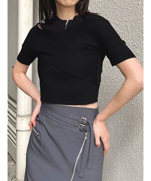 MURUA（ムルーア）の「ZIPカシュクールハーフニット（ニット/セーター・レディース・ブラック/ベージュ/ブルー/ダークオレンジ・FREE）」の5枚目の写真