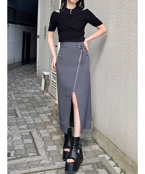 MURUA（ムルーア）の「ZIPカシュクールハーフニット（ニット/セーター・レディース・ブラック/ベージュ/ブルー/ダークオレンジ・FREE）」の8枚目の写真