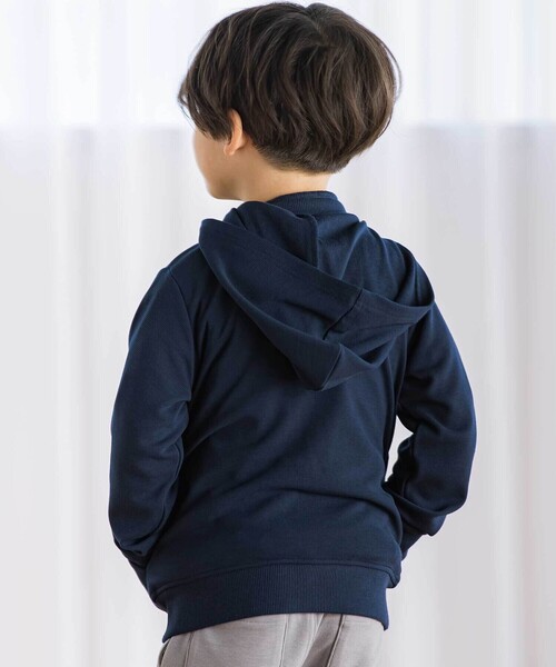 BeBe（ベベ）の「【抗菌防臭・UVカット】ミラノリブワッペン付きフード長袖ZIPカーディガン(90~130cm)（パーカー・キッズ・ネイビー/グレー・S/M/L/XS）」の5枚目の写真