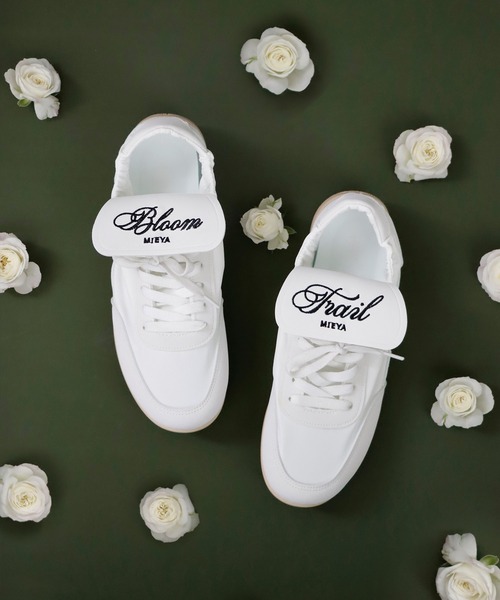 mieya mieya(ミーヤミーヤ)の「【mieya mieya】BT SHOE TONGUE/ BT シュータング(シューズアクセサリー・レディース・ブラック/ホワイト・FREE)」の1枚目の写真