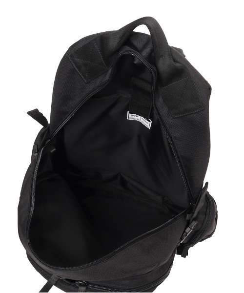 DAYLIFE（デイライフ）の「【DAYLIFE/デイライフ】 SIGNAL PLUS BACKPACK 35L（バックパック/リュック・レディース・レッド/ロイヤルブルー/ブラック・FREE）」の9枚目の写真