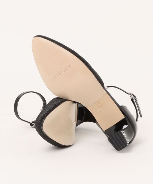 JILL STUART（ジルスチュアート）の「アンクルストラップセパレートパンプス（パンプス・レディース・ブラック/ゴールド・22.5cm/23.0cm/23.5cm/24.0cm/24.5cm）」の4枚目の写真