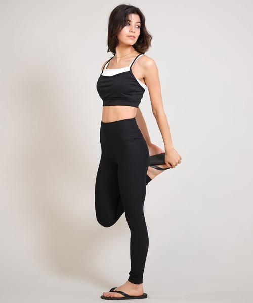 Ungrid(アングリッド)の「Ungrid/アングリッド ブラトップ レイヤード パット付き UVカット 水陸両用 セットアップ対応 560101 UT(タンクトップ・レディース・グリーン/ブラック/ブルー・M/L)」の8枚目の写真