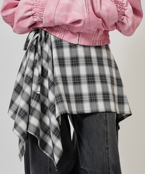 atmos pink(アトモスピンク)の「atmos pink Plaid Wrap Skirt / アトモス ピンク プレァド ラップ スカート(スカート・レディース・ピンク/ブラック・FREE)」の3枚目の写真
