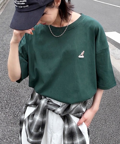 KANGOL（カンゴール）の「【KANGOL/カンゴール】別注 ワンポイント刺繍 半袖Tシャツ（Tシャツ/カットソー・メンズ・ベージュ/ホワイト系1/ホワイト系その他2/ブラック/グレー系その他/グレー系その他2/グレー/グリーン系1/ベージュ系1/ライトグレー系1/ブラック系1/グレー系1/ネイビー系1/グリーン/ライトグレー/ホワイト系その他/ホワイト/ネイビー・XL/L/M/S）」の16枚目の写真