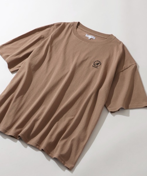KANGOL（カンゴール）の「【KANGOL/カンゴール】別注 ワンポイント刺繍 半袖Tシャツ（Tシャツ/カットソー・メンズ・ベージュ/ホワイト系1/ホワイト系その他2/ブラック/グレー系その他/グレー系その他2/グレー/グリーン系1/ベージュ系1/ライトグレー系1/ブラック系1/グレー系1/ネイビー系1/グリーン/ライトグレー/ホワイト系その他/ホワイト/ネイビー・XL/L/M/S）」の20枚目の写真