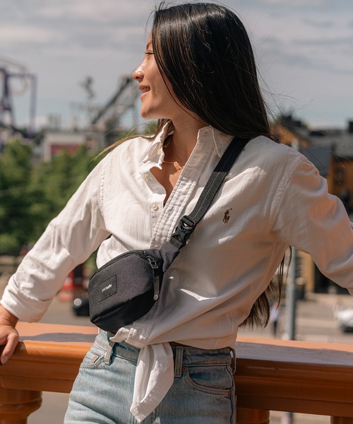 pacsafe(パックセーフ)の「pacsafe/パックセーフ GO Micro Sling/マイクロスリング(ボディバッグ/ウエストポーチ・メンズ・グレー/ブラック・FREE)」の20枚目の写真