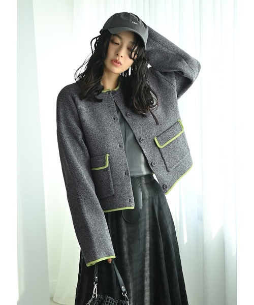 STYLE DELI(スタイルデリ)の「【BLK001】配色クルーネックカーディガン(カーディガン/ボレロ・レディース・チャコール/アイボリー・FREE)」の2枚目の写真