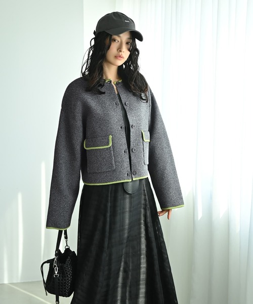 STYLE DELI(スタイルデリ)の「【BLK001】配色クルーネックカーディガン(カーディガン/ボレロ・レディース・チャコール/アイボリー・FREE)」の14枚目の写真