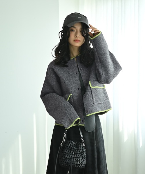 STYLE DELI(スタイルデリ)の「【BLK001】配色クルーネックカーディガン(カーディガン/ボレロ・レディース・チャコール/アイボリー・FREE)」の17枚目の写真