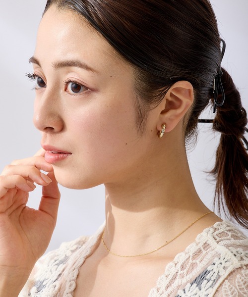CALIN STANDARD(カリンスタンダード)の「◆金属アレルギー対応◆◆made in japan◆【痛くない】【落ちにくい】【ストレスフリーな着け心地】ツイスト グランループフィットイヤリング(イヤリング・レディース・ゴールド/シルバー・FREE)」の4枚目の写真