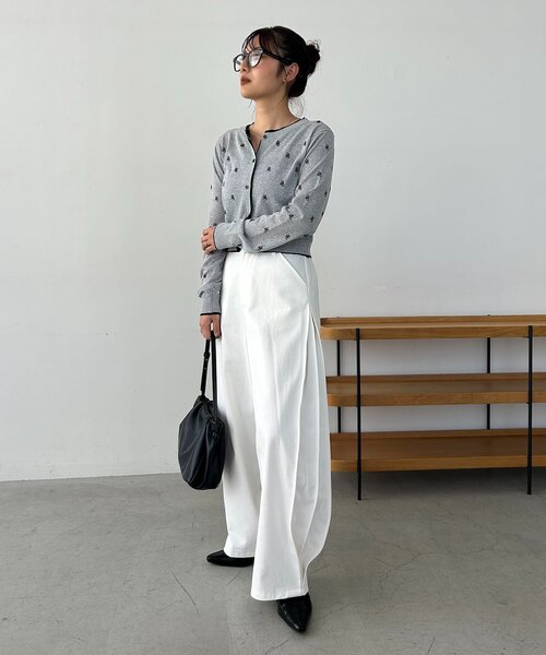 CAPRICIEUX LE'MAGE（カプリシューレマージュ）の「モノグラムカーディガン（カーディガン/ボレロ・レディース・チャコールグレー/ベージュ/ライトグレー・FREE）」の10枚目の写真