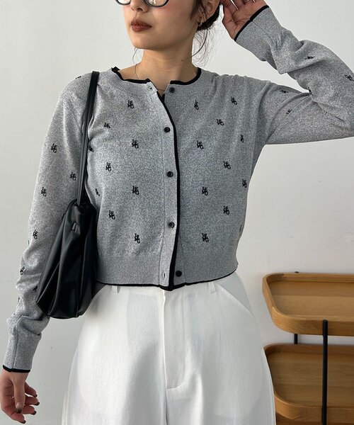 CAPRICIEUX LE'MAGE（カプリシューレマージュ）の「モノグラムカーディガン（カーディガン/ボレロ・レディース・チャコールグレー/ベージュ/ライトグレー・FREE）」の12枚目の写真