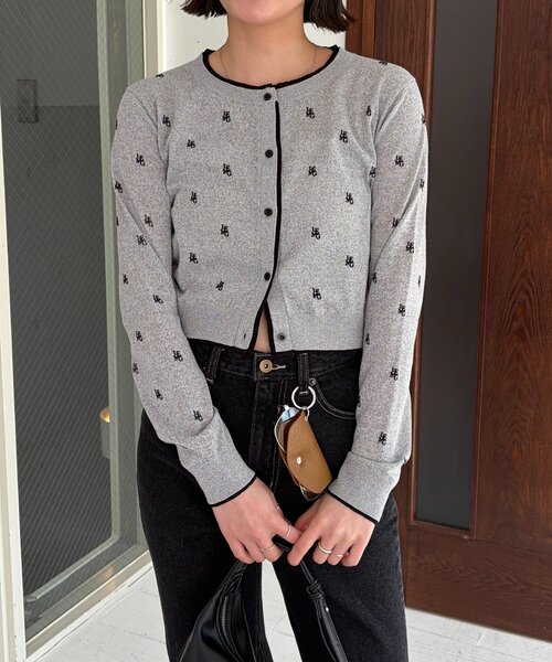 CAPRICIEUX LE'MAGE（カプリシューレマージュ）の「モノグラムカーディガン（カーディガン/ボレロ・レディース・チャコールグレー/ベージュ/ライトグレー・FREE）」の14枚目の写真