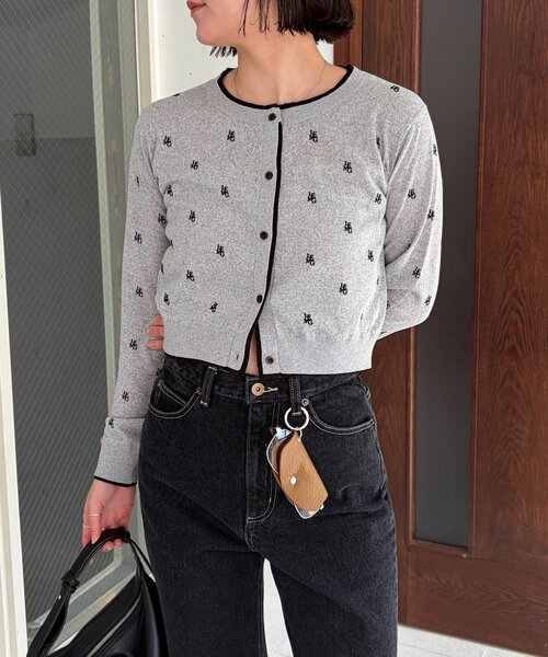 CAPRICIEUX LE'MAGE（カプリシューレマージュ）の「モノグラムカーディガン（カーディガン/ボレロ・レディース・チャコールグレー/ベージュ/ライトグレー・FREE）」の16枚目の写真