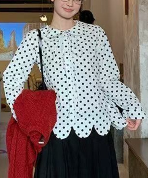 Achic(アシック)の「ガーリーレトロ ドット柄長袖シャツ(シャツ/ブラウス・レディース・ホワイト・M)」の9枚目の写真