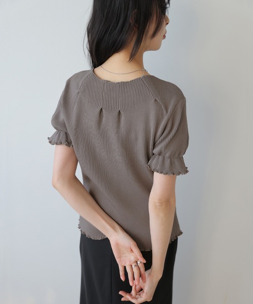 AMELY(エミリー)の「前後2WAYリブニットトップス(ニット/セーター・レディース・ブラック/ピンク/ホワイト/モカ・フリー)」の12枚目の写真
