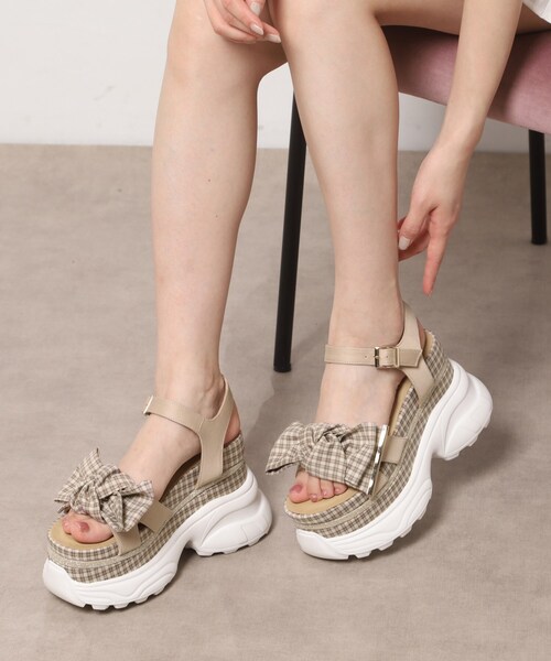 ESPERANZA(エスペランサ)の「【SPORTS SANDAL COLLECTION】グリッターラインリボンスポサン(サンダル・レディース・ベージュ系8/ブラック系2/ホワイト系3・LL/S/M/L)」の15枚目の写真