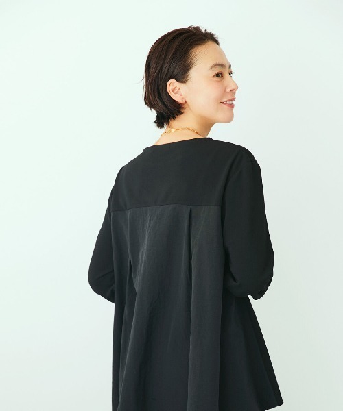 IEDIT(イディット)の「IEDIT 接触冷感&UVカットがうれしい 背中異素材使いで上品に着映えるカットソーセットアップ(セットアップ・レディース・ブラック・M/3L/LL/L/SP)」の3枚目の写真