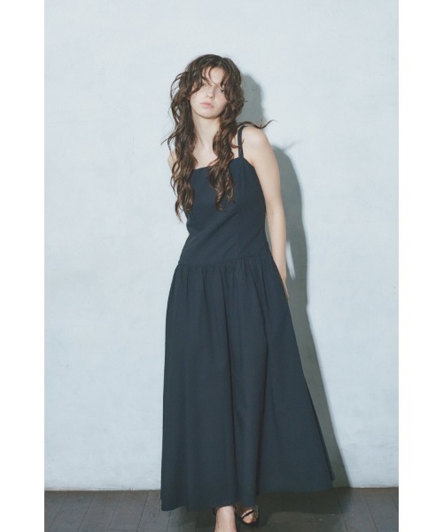 Meline M(メリンエム)の「Serena Back Tie One-piece セレナ バックタイワンピース(ワンピース・レディース・ブラック/コーラルピンク・FREE)」の9枚目の写真