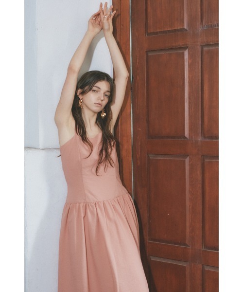 Meline M(メリンエム)の「Serena Back Tie One-piece セレナ バックタイワンピース(ワンピース・レディース・ブラック/コーラルピンク・FREE)」の15枚目の写真