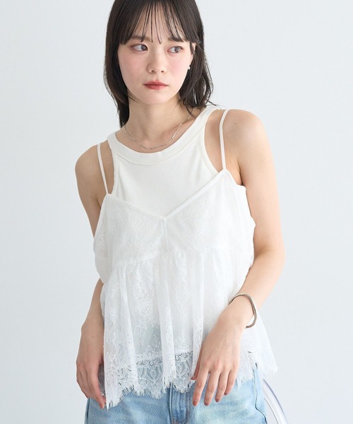 earth music&ecology（アースミュージックアンドエコロジー）の「フリンジレースバックリボンキャミ（キャミソール・レディース・オフホワイト/ブラック・FREE）」の3枚目の写真