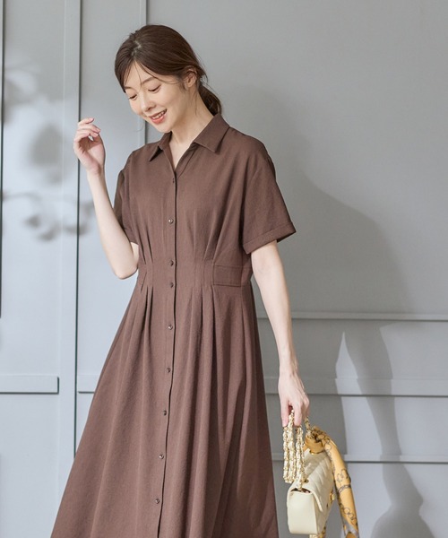 12Twelve Agenda(トゥエルブ アジェンダ)の「開襟ウエストタックシャツワンピース(ワンピース・レディース・ベージュ/チャコールグレー/ブラウン/ブルー・M)」の13枚目の写真