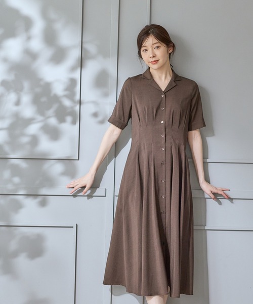 12Twelve Agenda(トゥエルブ アジェンダ)の「開襟ウエストタックシャツワンピース(ワンピース・レディース・ベージュ/チャコールグレー/ブラウン/ブルー・M)」の7枚目の写真