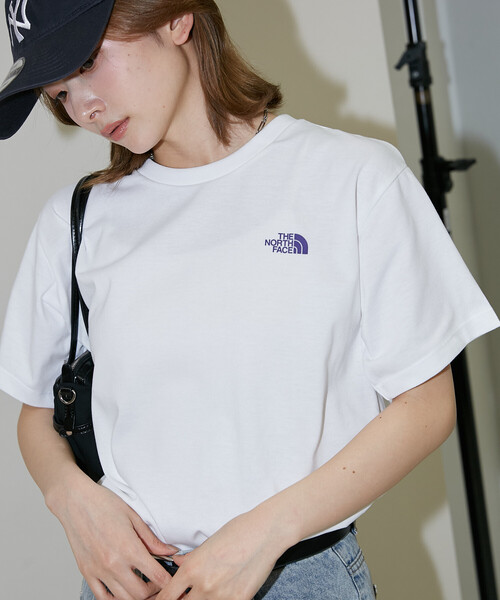 THE NORTH FACE(ザノースフェイス)の「THE NORTH FACE/ザ・ノース・フェイス Short Sleeve Bandana Square Logo Tee/ショートスリーブ バンダナ スクエア ロゴ Tシャツ(NTW32446) 限定展開(ニット/セーター・レディース・ブラック/オフホワイト・MEDIUM/SMALL/X-LARGE/LARGE)」の3枚目の写真