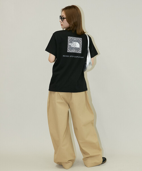 THE NORTH FACE(ザノースフェイス)の「THE NORTH FACE/ザ・ノース・フェイス Short Sleeve Bandana Square Logo Tee/ショートスリーブ バンダナ スクエア ロゴ Tシャツ(NTW32446) 限定展開(ニット/セーター・レディース・ブラック/オフホワイト・MEDIUM/SMALL/X-LARGE/LARGE)」の15枚目の写真