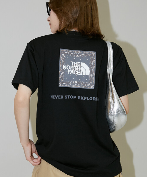 THE NORTH FACE(ザノースフェイス)の「THE NORTH FACE/ザ・ノース・フェイス Short Sleeve Bandana Square Logo Tee/ショートスリーブ バンダナ スクエア ロゴ Tシャツ(NTW32446) 限定展開(ニット/セーター・レディース・ブラック/オフホワイト・MEDIUM/SMALL/X-LARGE/LARGE)」の17枚目の写真