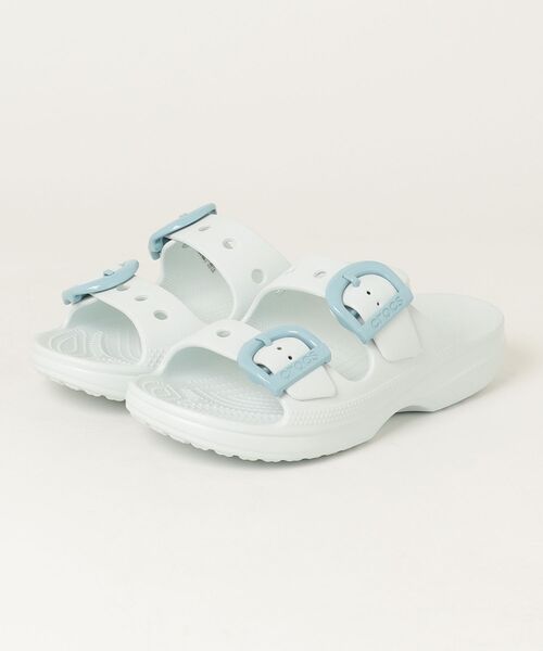 crocs（クロックス）の「crocs SATURDAY ENAMEL BUCKLE SANDAL W クロックス サタデーエナメルバックルサンダル W（サンダル・レディース・ライトベージュ/ライトピンク/ライトブルー・22cm/23cm/24cm/25cm）」の2枚目の写真