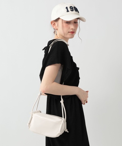GEORGE'S(ジョージズ)の「コードレザーBAG(ショルダーバッグ・レディース・ブラック/ブラウン/ホワイト・FREE)」の4枚目の写真