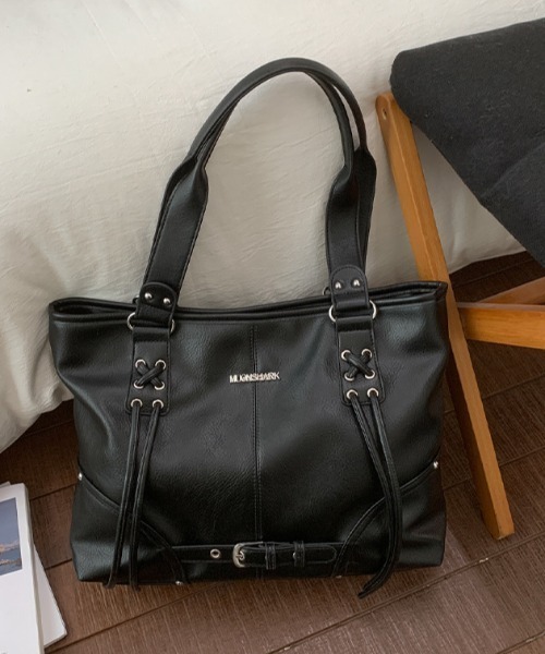 Teem Store(チームストア)の「【大容量/A4対応】ベルテットトートバッグ ショルダーバッグ(ショルダーバッグ・レディース・ホワイト/ブラック・F)」の11枚目の写真